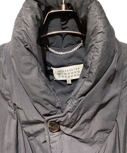 Maison Margiela（メゾンマルジェラ）Maison Margiela (メゾンマルジェラ) Recycle Nylon Padded Coat（リサイクルナイロン中綿コート） ブラック サイズ:38の古着・服飾アイテム