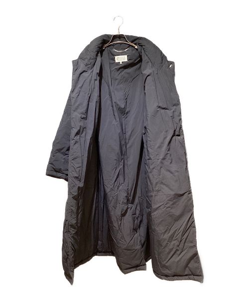 Maison Margiela（メゾンマルジェラ）Maison Margiela (メゾンマルジェラ) Recycle Nylon Padded Coat（リサイクルナイロン中綿コート） ブラック サイズ:38の古着・服飾アイテム