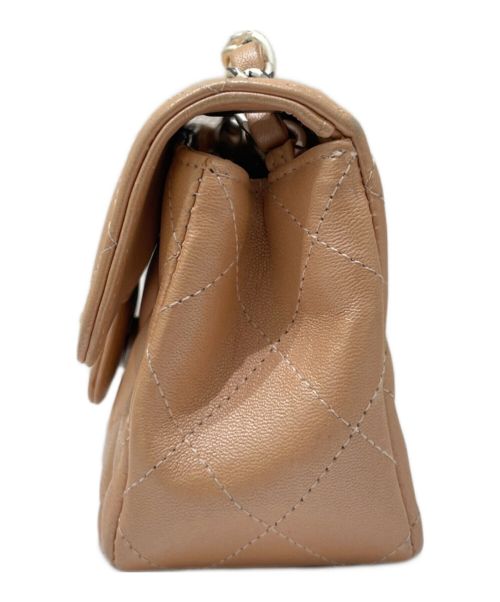 CHANEL（シャネル）CHANEL (シャネル) チェーンショルダーフラップバッグ ベージュ サイズ:17の古着・服飾アイテム