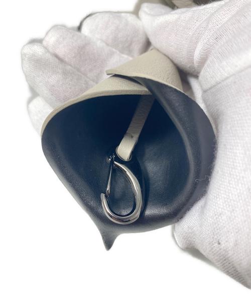 discord Yohji Yamamoto（ディスコード ヨウジヤマモト）discord Yohji Yamamoto (ディスコード ヨウジヤマモト) BOSTON S(ボストン エス) アイボリー サイズ:-の古着・服飾アイテム