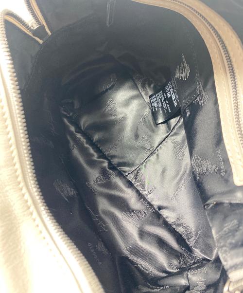 discord Yohji Yamamoto（ディスコード ヨウジヤマモト）discord Yohji Yamamoto (ディスコード ヨウジヤマモト) BOSTON S(ボストン エス) アイボリー サイズ:-の古着・服飾アイテム