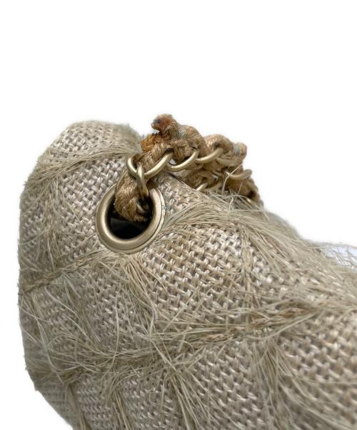 CHANEL（シャネル）CHANEL (シャネル) カメリアチェーンショルダーバッグ ベージュ×ゴールド金具 サイズ:25の古着・服飾アイテム