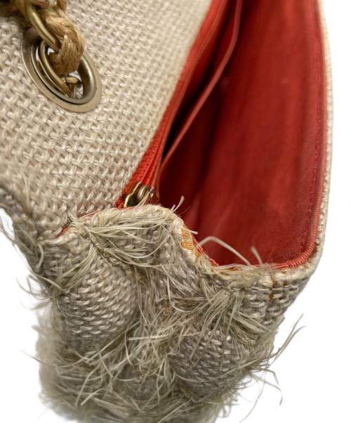 CHANEL（シャネル）CHANEL (シャネル) カメリアチェーンショルダーバッグ ベージュ×ゴールド金具 サイズ:25の古着・服飾アイテム