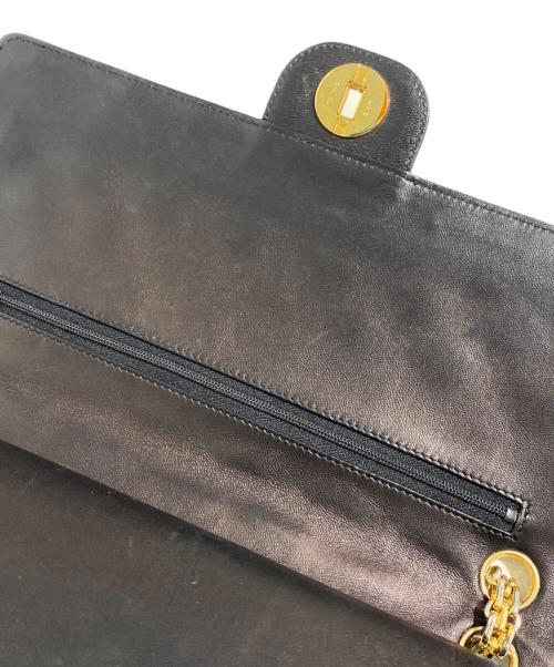 CHANEL（シャネル）CHANEL (シャネル) マトラッセ フラップショルダーバッグ ブラック×ゴールド金具の古着・服飾アイテム