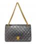 中古・古着 CHANEL (シャネル) マトラッセ フラップショルダーバッグ ブラック×ゴールド金具：250000円