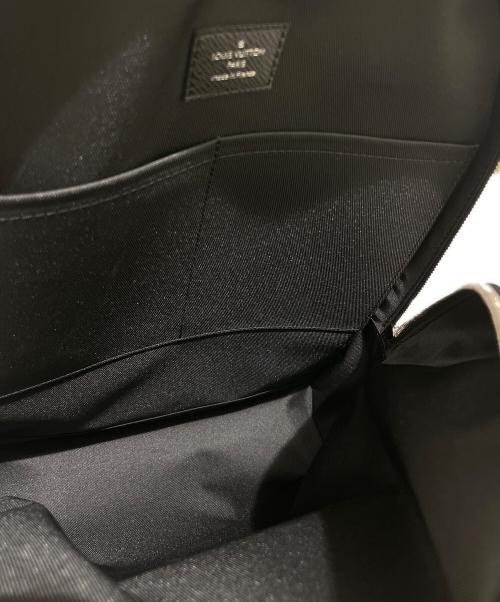 LOUIS VUITTON（ルイ ヴィトン）LOUIS VUITTON (ルイ ヴィトン) タイガ エイドリアン バックパック ノワールの古着・服飾アイテム