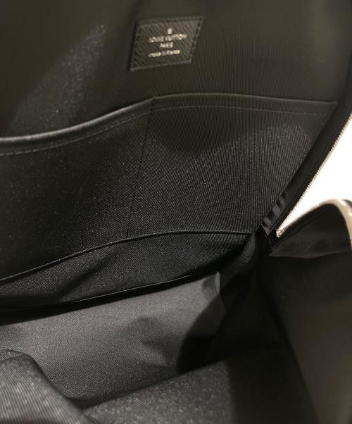 LOUIS VUITTON（ルイ ヴィトン）LOUIS VUITTON (ルイ ヴィトン) タイガ エイドリアン バックパック M30857 ノワールの古着・服飾アイテム