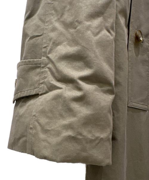 BURBERRY（バーバリー）BURBERRY (バーバリー) チェスターコート カーキ サイズ:40の古着・服飾アイテム