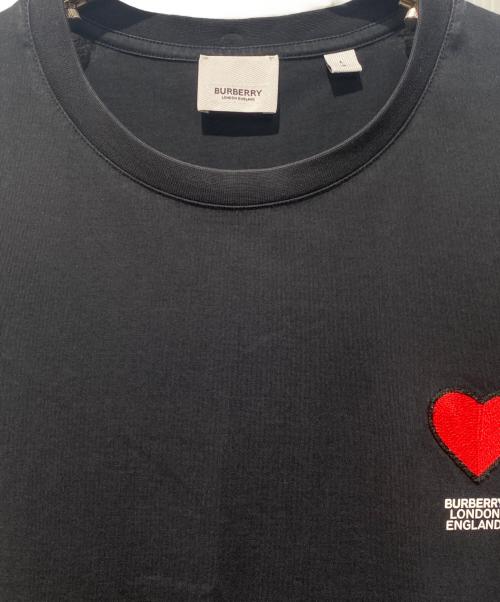 BURBERRY（バーバリー）BURBERRY (バーバリー) ハート刺繍Tシャツ ブラック サイズ:Lの古着・服飾アイテム