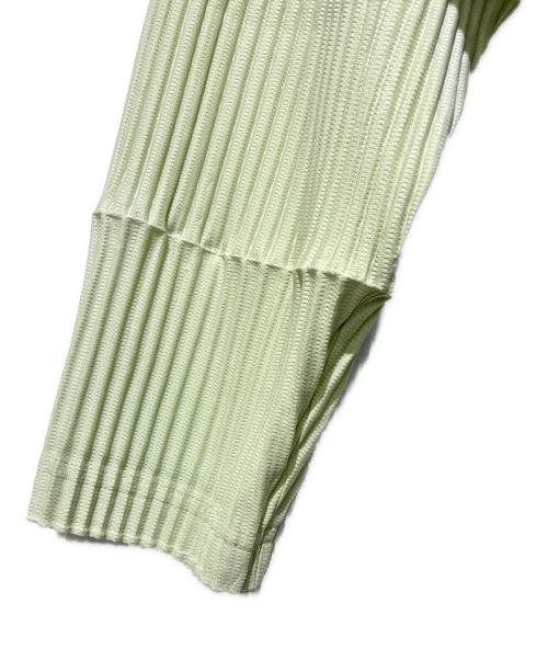 HOMME PLISSE ISSEY MIYAKE（オム プリッセ イッセイ ミヤケ）HOMME PLISSE ISSEY MIYAKE (オムプリッセ イッセイ ミヤケ) プリーツプルオーバーシャツ ライトグリーン サイズ:-の古着・服飾アイテム
