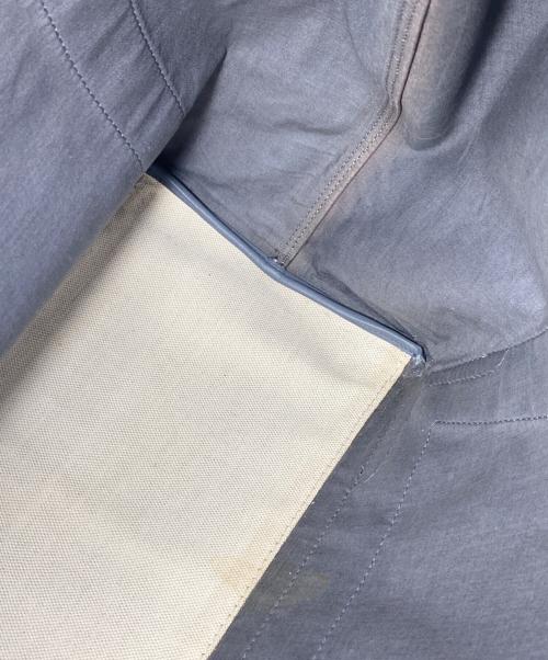 BALENCIAGA（バレンシアガ）BALENCIAGA (バレンシアガ) ネイビー　カバスM ベージュ サイズ:-の古着・服飾アイテム