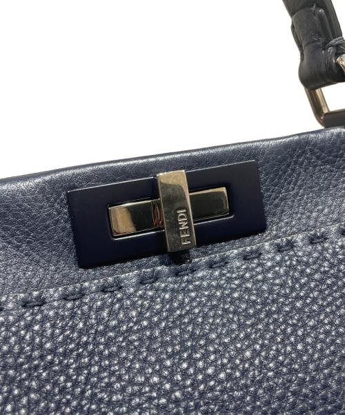 FENDI（フェンディ）FENDI (フェンディ) ハンドバッグ/ピーカブー ネイビー サイズ:ミディアムの古着・服飾アイテム