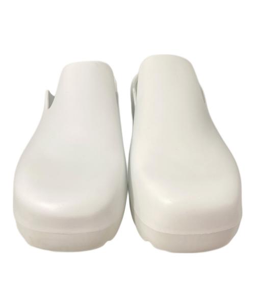 BOTTEGA VENETA（ボッテガベネタ）BOTTEGA VENETA (ボッテガベネタ) ラバーフラッシュクロッグ ホワイト サイズ:44の古着・服飾アイテム