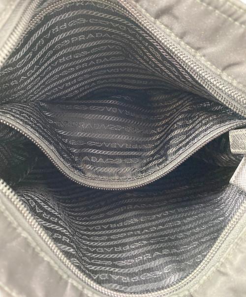 PRADA（プラダ）PRADA (プラダ) ナイロンショルダーバッグ ブラックの古着・服飾アイテム