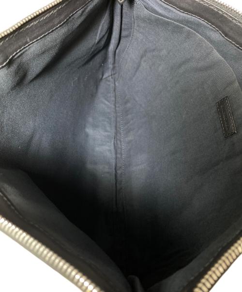 BALENCIAGA（バレンシアガ）BALENCIAGA (バレンシアガ) ロゴキャンバスクラッチバッグ ブラックの古着・服飾アイテム