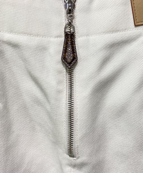 LOUIS VUITTON（ルイ ヴィトン）LOUIS VUITTON (ルイ ヴィトン) 24AW ダートデニムミニショーツ ホワイト サイズ:34の古着・服飾アイテム
