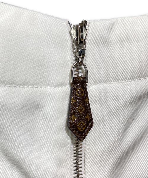 LOUIS VUITTON（ルイ ヴィトン）LOUIS VUITTON (ルイ ヴィトン) 24AW ダートデニムミニショーツ ホワイト サイズ:34の古着・服飾アイテム