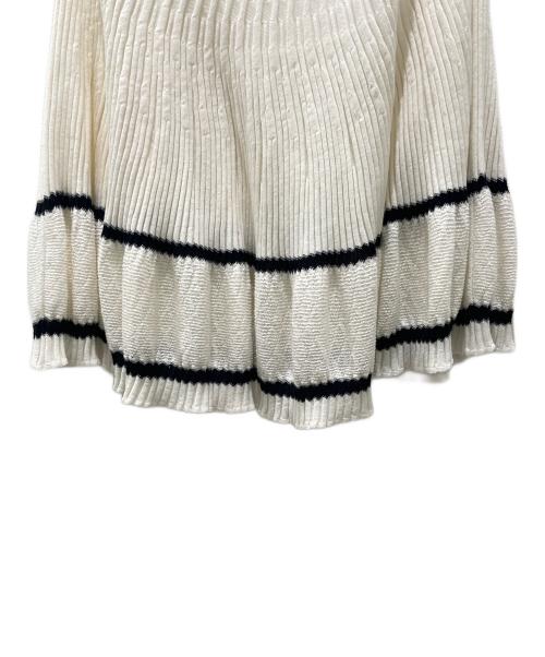 CHANEL（シャネル）CHANEL (シャネル) テープロゴ ニットスカート ホワイト×ブラック サイズ:38の古着・服飾アイテム