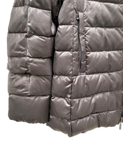 'S Max Mara（エスマックスマーラ）'S Max Mara (エスマックスマーラ) リバーシブルダウンジャケット グレー サイズ:36の古着・服飾アイテム