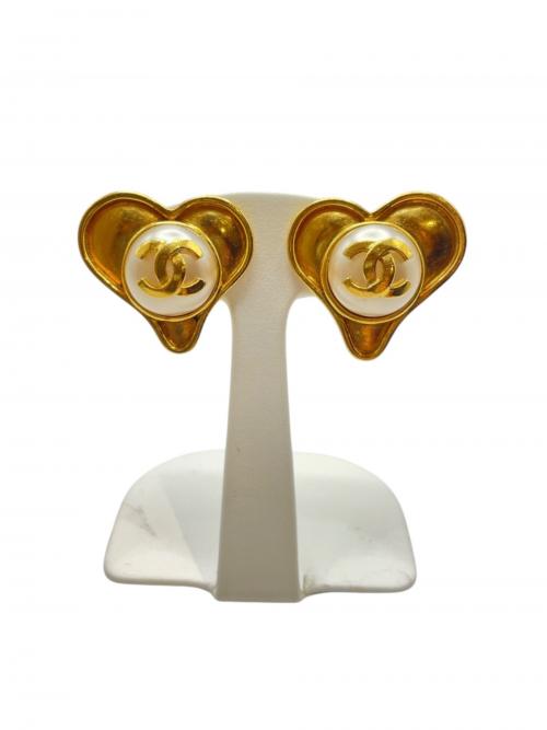 CHANEL（シャネル）CHANEL (シャネル) ハートココマークイヤリングの古着・服飾アイテム