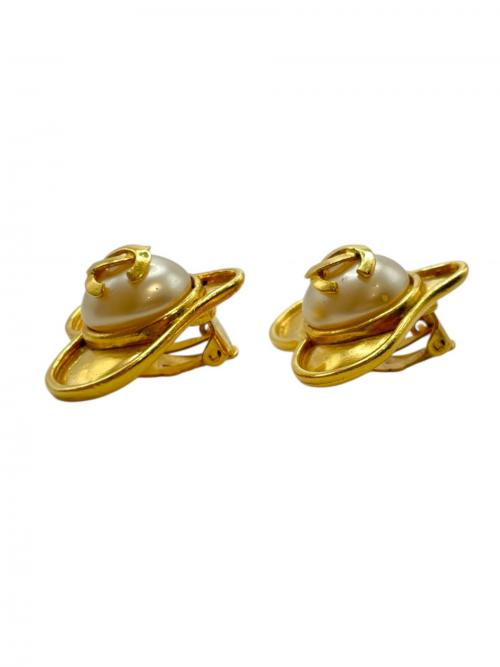 CHANEL（シャネル）CHANEL (シャネル) ハートココマークイヤリングの古着・服飾アイテム