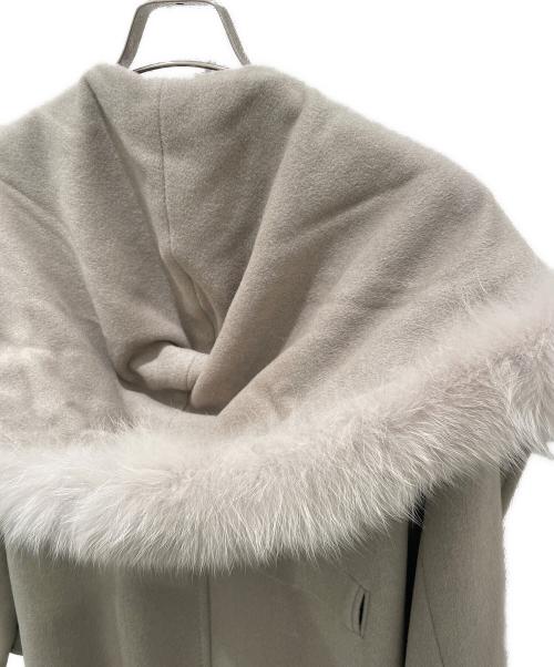 Max Mara Studio（マックスマーラ ストゥディオ）Max Mara Studio (マックスマーラ ストゥディオ) アンゴラシルク混ファー付きフーデットコート ベージュ サイズ:40の古着・服飾アイテム