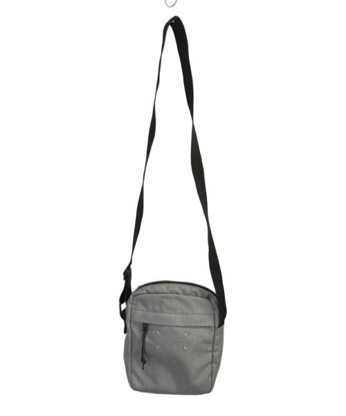 Maison Margiela（メゾンマルジェラ）Maison Margiela (メゾンマルジェラ) 四つタグ ショルダーバッグ ライトグレーの古着・服飾アイテム