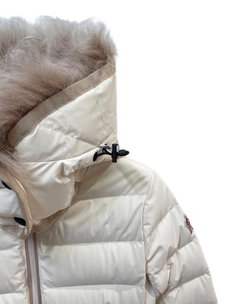 MONCLER GRENOBLE（モンクレール グルノーブル）MONCLER GRENOBLE (モンクレール グルノーブル) GRENOBLE Lamouraダウンジャケット アイボリーの古着・服飾アイテム