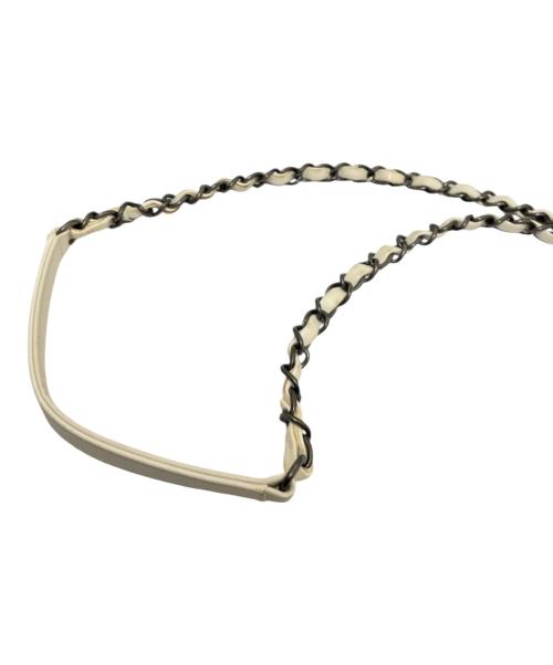 CHANEL（シャネル）CHANEL (シャネル) ココボーイ カメラバッグ ホワイトの古着・服飾アイテム