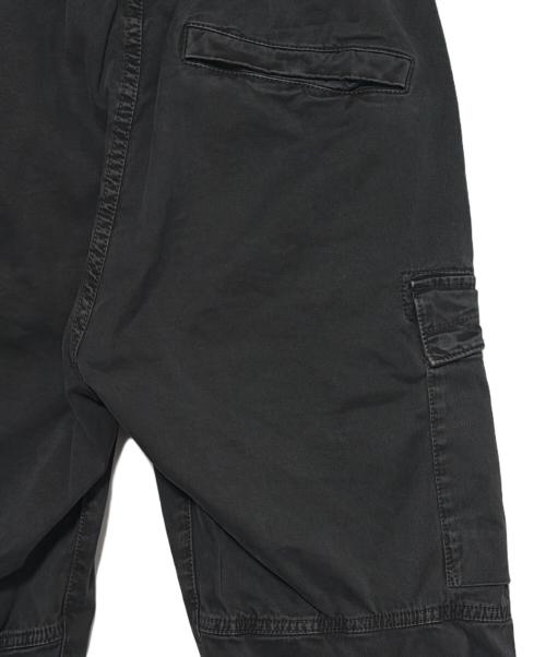 STONE ISLAND（ストーンアイランド）STONE ISLAND (ストーンアイランド) カーゴパンツ ブラック サイズ:Ｗ31の古着・服飾アイテム