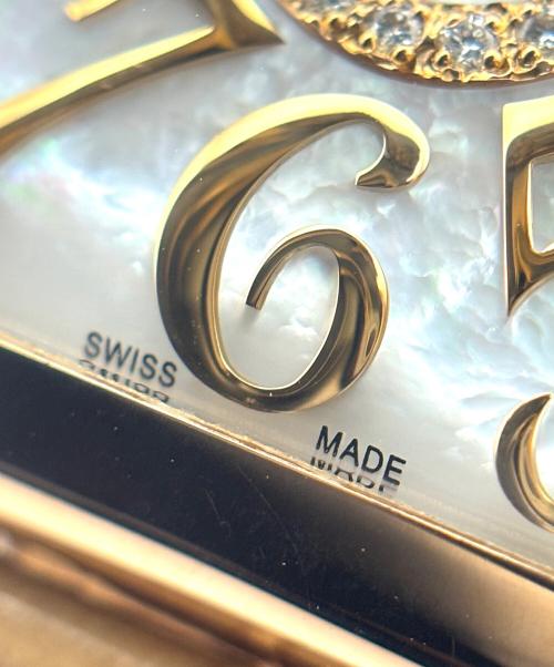 FRANCK MULLER（フランクミュラー）ランクミュラー ロングアイランド ホワイトシェル インデックスダイヤ/Long Island White Mother of Pearl Dial Diamond Index/902 QZ REL MOP CD 1R/白蝶貝文字盤/K18Pの古着・服飾アイテム