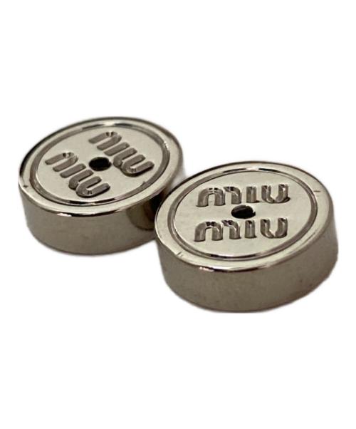 MIU MIU（ミュウミュウ）MIU MIU (ミュウミュウ) クリスタル付 メタル ピアス シルバーの古着・服飾アイテム