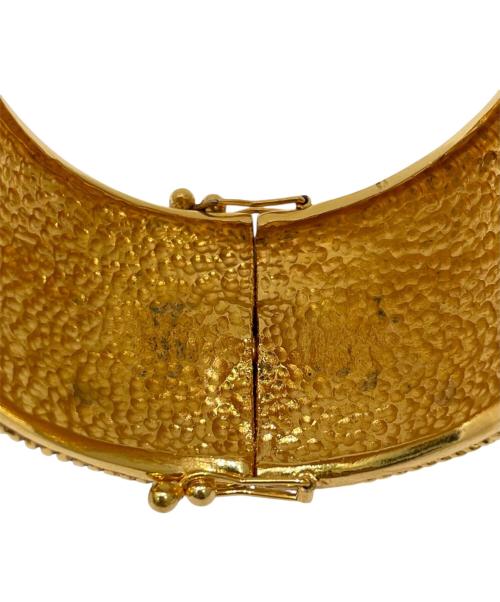 CHANEL（シャネル）CHANEL (シャネル) グリポアヴィンテージバングル ゴールドの古着・服飾アイテム