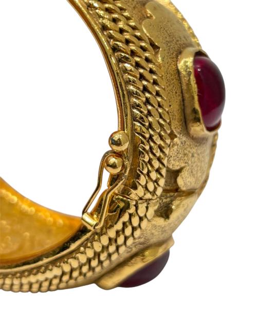 CHANEL（シャネル）CHANEL (シャネル) グリポアヴィンテージバングル ゴールドの古着・服飾アイテム