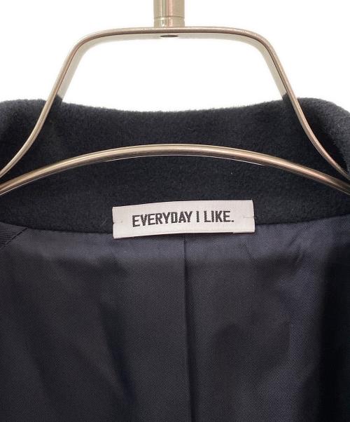 EVERYDAY I LIKE.（エヴリデイ アイ ライク）EVERYDAY I LIKE. (エヴリデイ アイ ライク) Short Double Coat ネイビー サイズ:Freeの古着・服飾アイテム