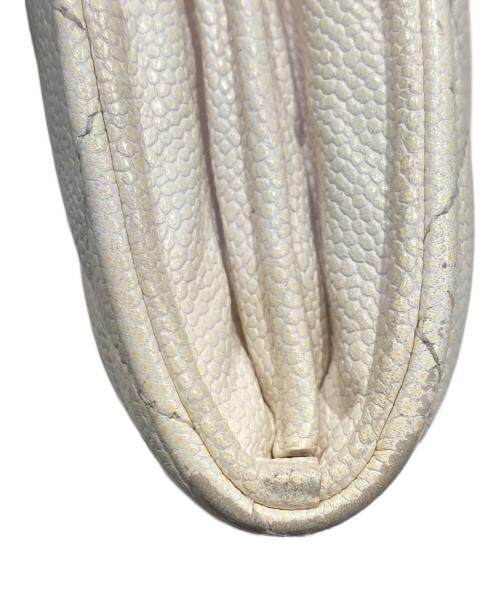 CHANEL（シャネル）CHANEL (シャネル) キャビアスキンロングウォレット アイボリーの古着・服飾アイテム