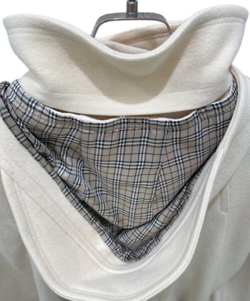 BURBERRY BLUE LABEL（バーバリー ブルー レーベル）BURBERRY BLUE LABEL (バーバリーロンドンブルーレーベル) ポンチョコート アイボリー サイズ:38の古着・服飾アイテム