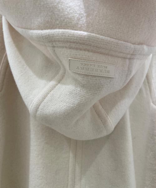 BURBERRY BLUE LABEL（バーバリー ブルー レーベル）BURBERRY BLUE LABEL (バーバリーロンドンブルーレーベル) ポンチョコート アイボリー サイズ:38の古着・服飾アイテム