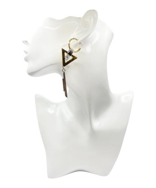 LOUIS VUITTON（ルイ ヴィトン）LOUIS VUITTON (ルイ ヴィトン) メタルスイングピアススパークルVの古着・服飾アイテム