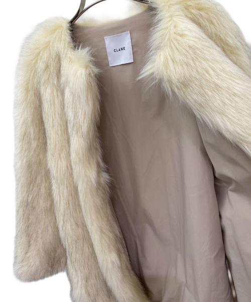 CLANE（クラネ）CLANE (クラネ) NO COLLAR VOLUME ECO FUR COAT アイボリー サイズ:2の古着・服飾アイテム