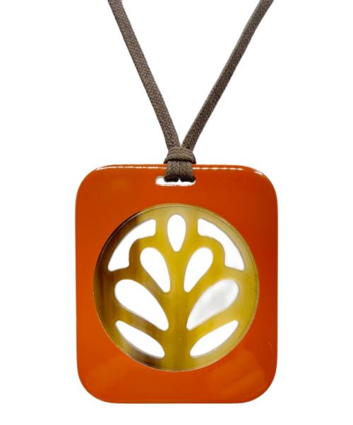 HERMES（エルメス）HERMES (エルメス) バッファローホーンペンダントネックレス ブラウン×オレンジの古着・服飾アイテム