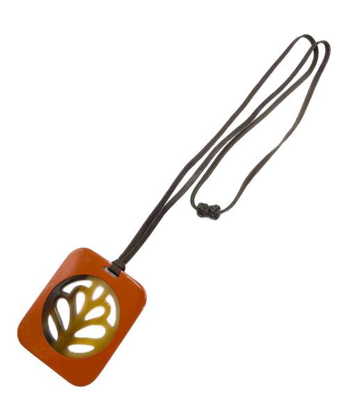 HERMES（エルメス）HERMES (エルメス) バッファローホーンペンダントネックレス ブラウン×オレンジの古着・服飾アイテム