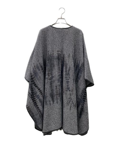 Emilio Pucci（エミリオ プッチ）Emilio Pucci (エミリオ プッチ)  ケープ ブラック×ホワイト サイズ:FREEの古着・服飾アイテム