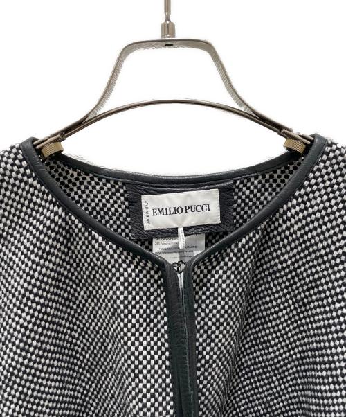 Emilio Pucci（エミリオ プッチ）Emilio Pucci (エミリオ プッチ)  ケープ ブラック×ホワイト サイズ:FREEの古着・服飾アイテム