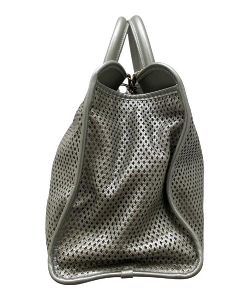 CAHNEL（シャネル）CAHNEL (シャネル) フレンチリビエラ / ココマーク パンチングメッシュ 2WAYバッグ シルバーの古着・服飾アイテム