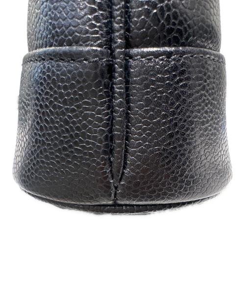 CHANEL（シャネル）CHANEL (シャネル) ロゴチェーンショルダーバッグ ブラックの古着・服飾アイテム