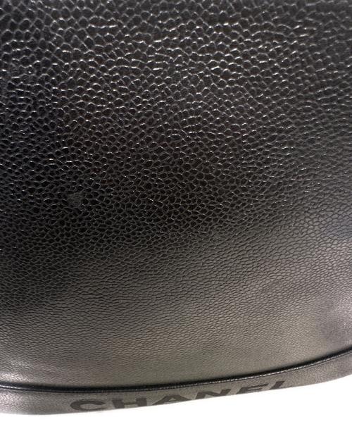 CHANEL（シャネル）CHANEL (シャネル) ロゴチェーンショルダーバッグ ブラックの古着・服飾アイテム