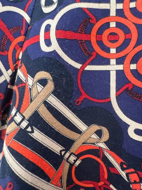 HERMES（エルメス）HERMES (エルメス) 総柄Tシャツ ネイビー×レッド サイズ:42の古着・服飾アイテム