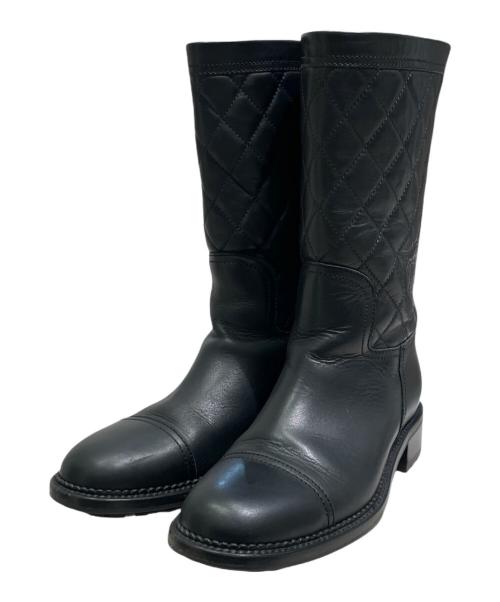 CHANEL（シャネル）CHANEL (シャネル) ココマーク マトラッセ バックジップ レザーブーツ ブラック サイズ:38 1/2の古着・服飾アイテム