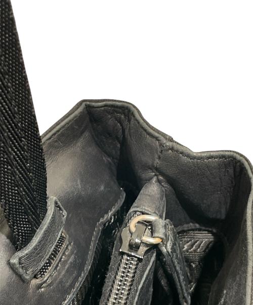 PRADA（プラダ）PRADA (プラダ) 三角プレート ナイロントートバッグ ブラックの古着・服飾アイテム